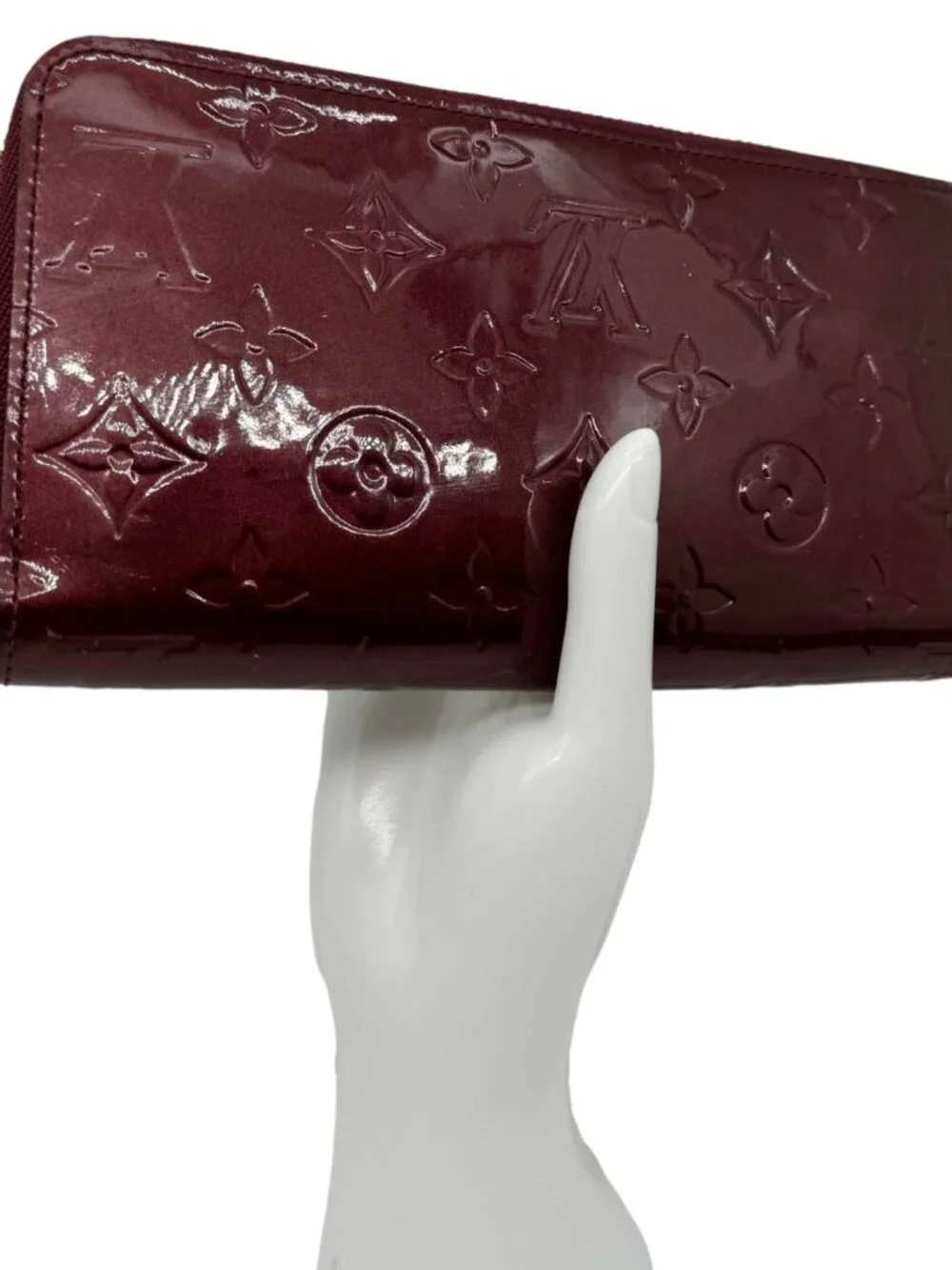Louis Vuitton  Monogram Vernis Zippy Wallet Amarante